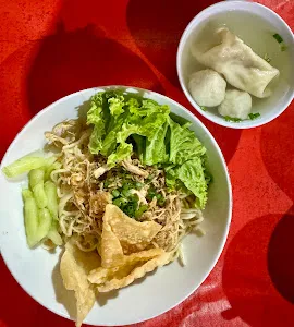 Mie Pangsit Malang Pak Akbar 4