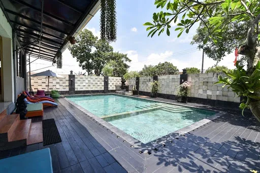 RedDoorz Plus near Mall Bali Galeria 2 2