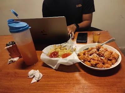 Berry's Beer House 4