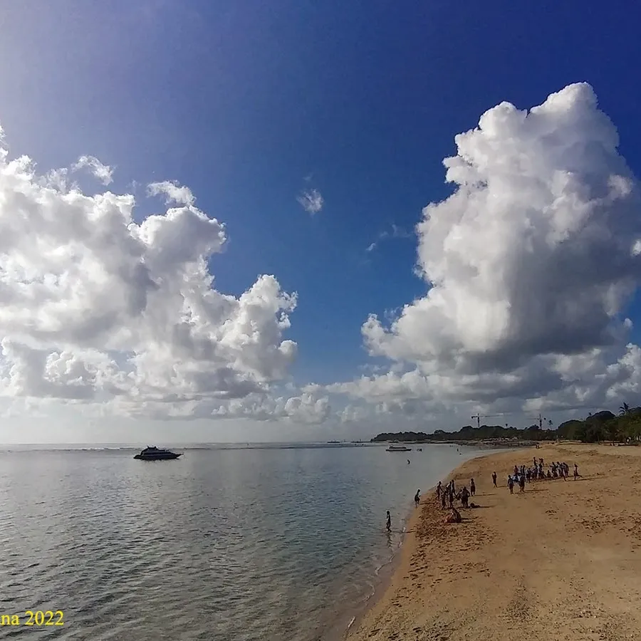 Pantai Bangsal 1