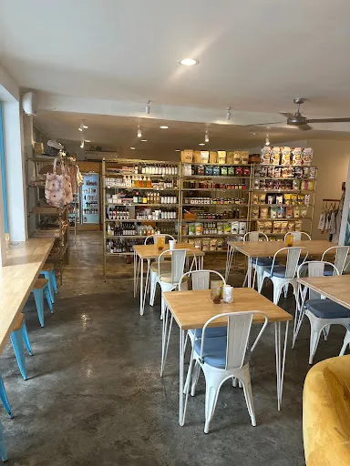 THE HIVE - SANUR 4