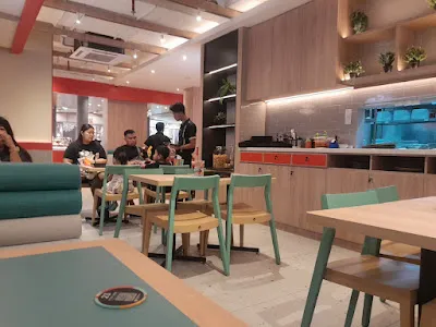 Platinum Resto & Cafe - Level 21 Mall 3