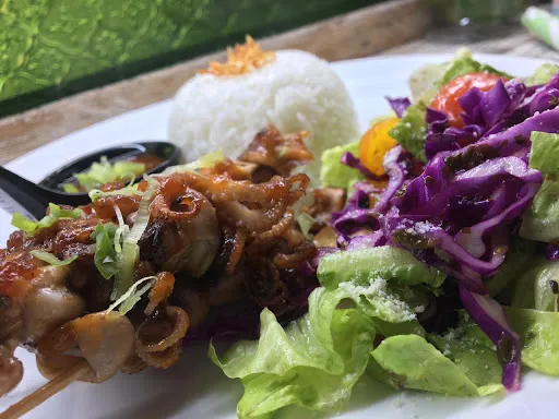 D' LOUIS BEER & GRILL SANUR 1