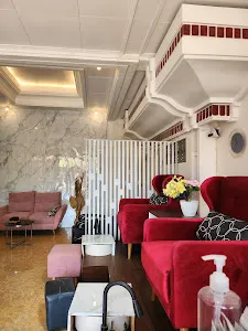Manata Beauty Studio 2