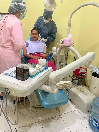 Dokter Gigi drg. Ni Made Yuwanti 1