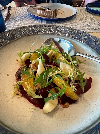 Arunika Restaurant by The Meru Sanur 4