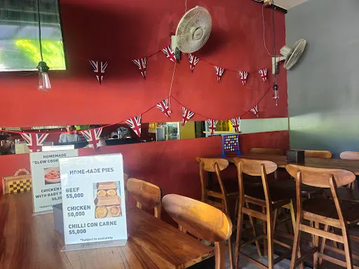 TITIS BAR SANUR 4