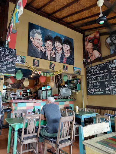 Warung Beach Breeze 4