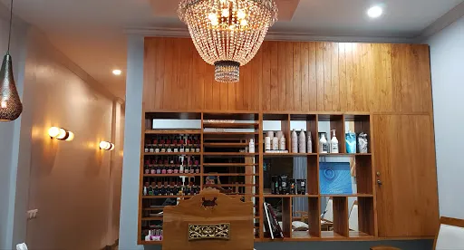 Peni Weni salon 4