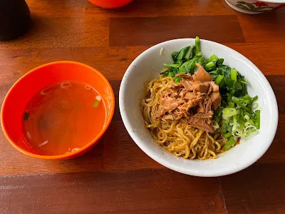 Mie Ayam Rock & Roll Merdeka 1