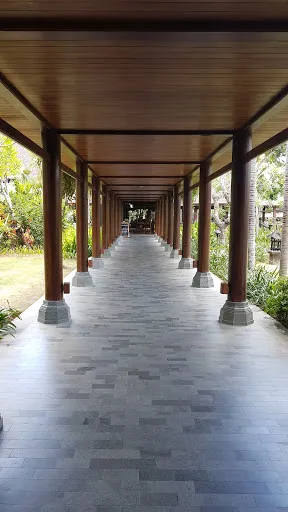 Piano Lounge 2