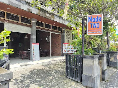 Mades Restaurant 4