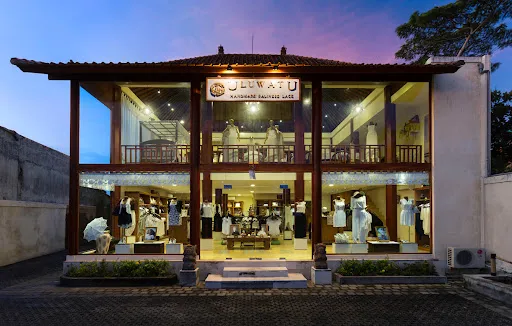 Uluwatu Handmade Balinese Lace 1