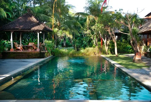 Tandjung Sari Hotel 4