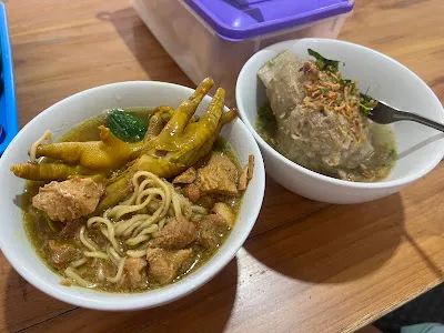 Mie Ayam dan Bakso Glogor Carik 2