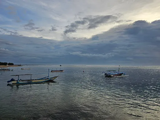 Segara Ayu Beach 4