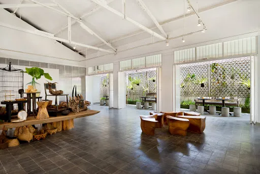 CushCush Gallery 1