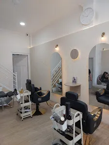 Lanaya Salon & Beauty Studio 4