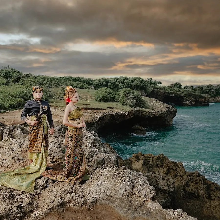 Payas Agung, Resepsi, Wisuda ( Yunni Make-up studio ) 1