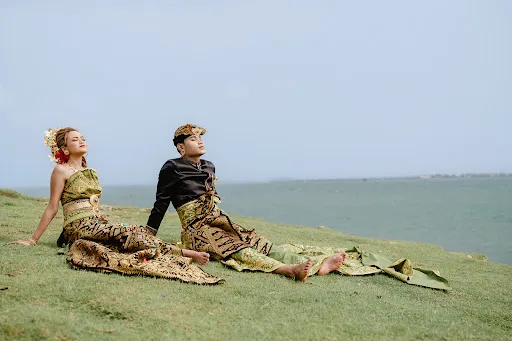 Payas Agung, Resepsi, Wisuda ( Yunni Make-up studio ) 4