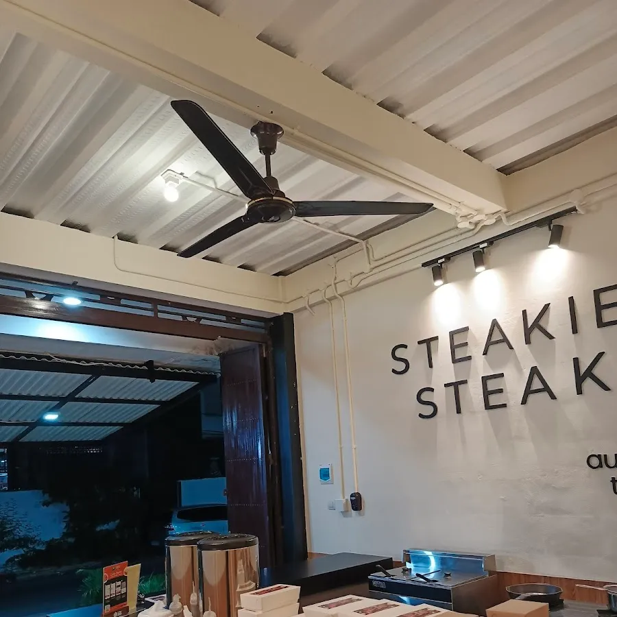 STEAKIE STEAK