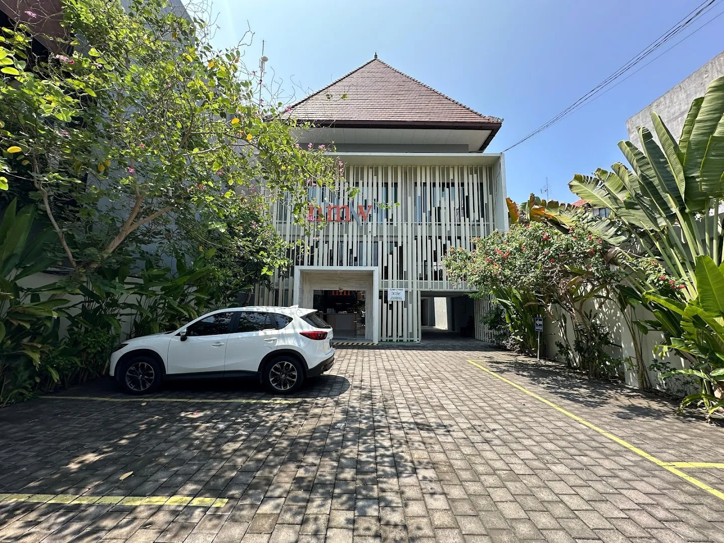 DAPS NMW Aesthetic & Plastic Surgery Clinic Denpasar | Beauty Clinic Bali 3