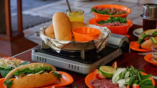 Warung Kursi Pendek 2