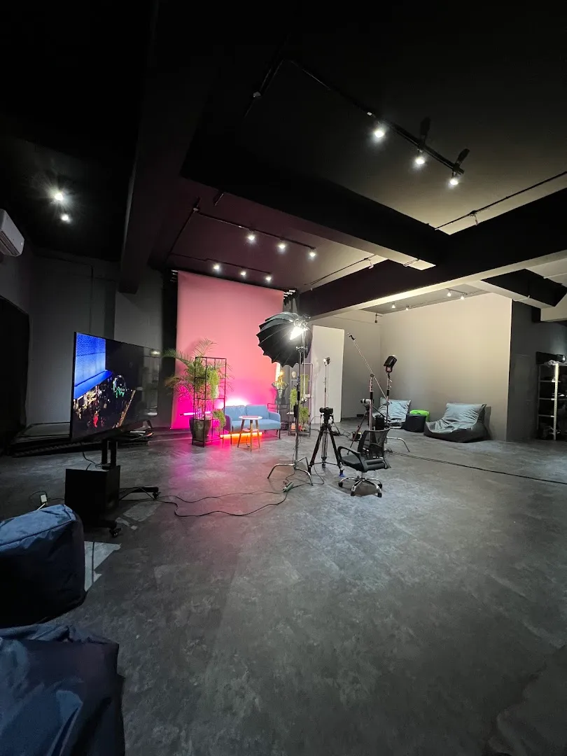 Hype Hunters Production & Podcast Studio 4