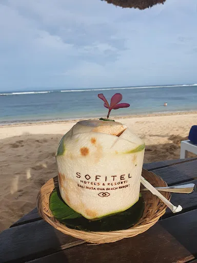 Toya Beach Club 2