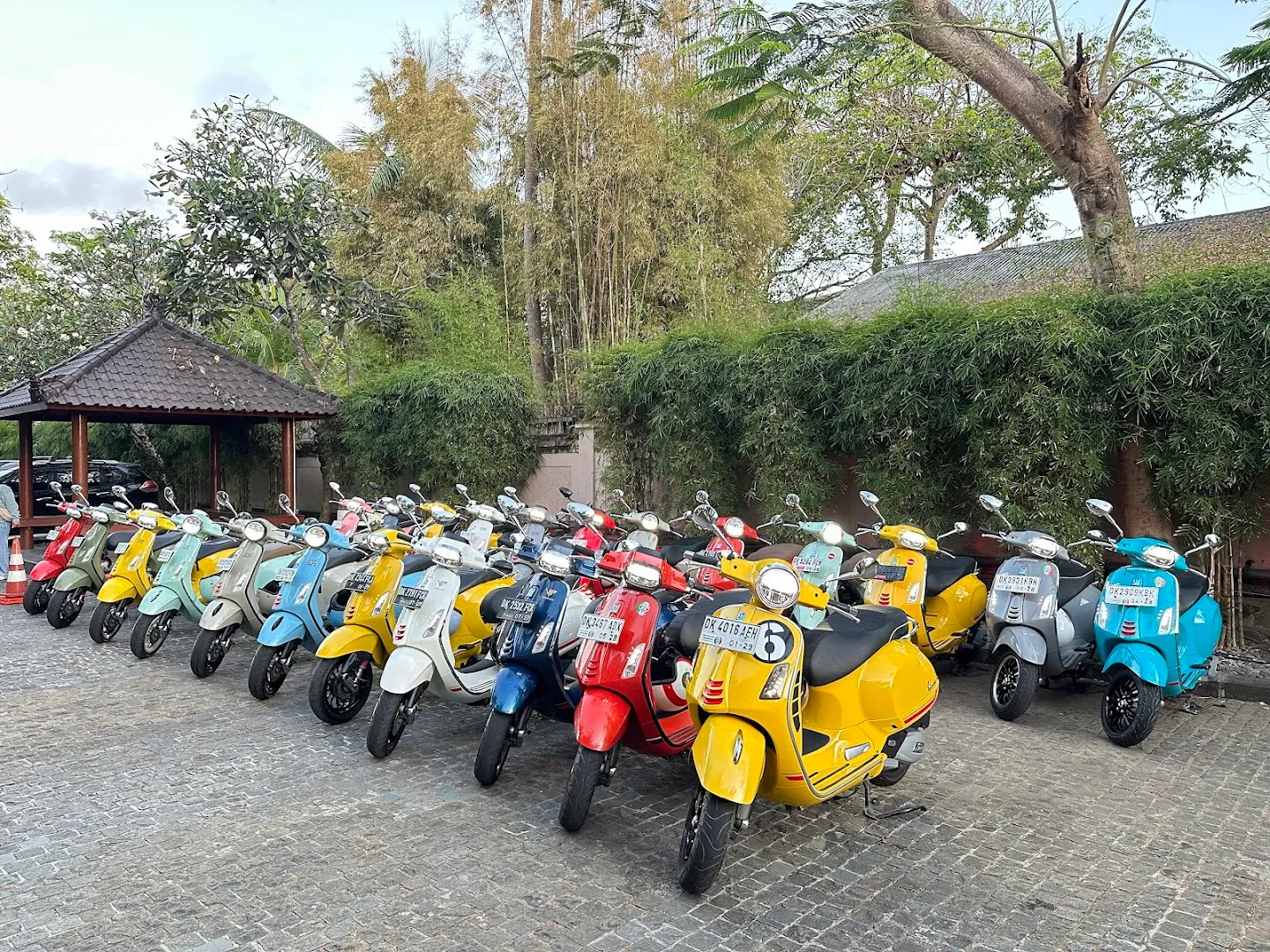 BUDI.BALITOURS ( PAKET TOUR BALI, PAKET TOUR NUSA PENIDA, SEWA VESPA BALI, SEWA MOTOR BALI, SEWA MOBIL BALI ) 2