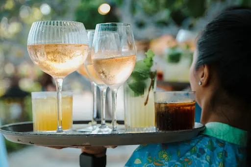 Salsa Bar 2