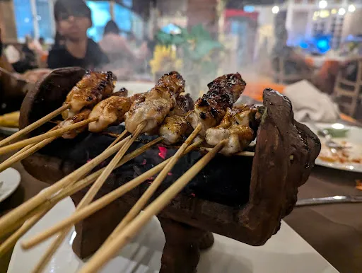 Nyoman's Beer Garden Bar & Restaurant 3