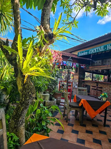 Nyoman's Beer Garden Bar & Restaurant 4