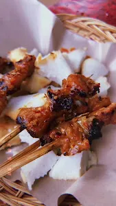 Sate Babi Kampial 4