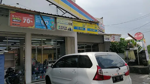 Indomaret Pantai Geger
