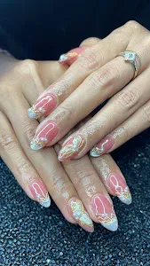 D’ BEAUTY STUDIO 1