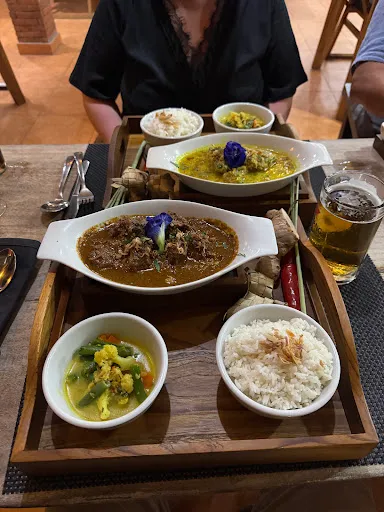 Raja Bali - Balinese Authentic Restaurant & Activities (Main Restaurant) 4