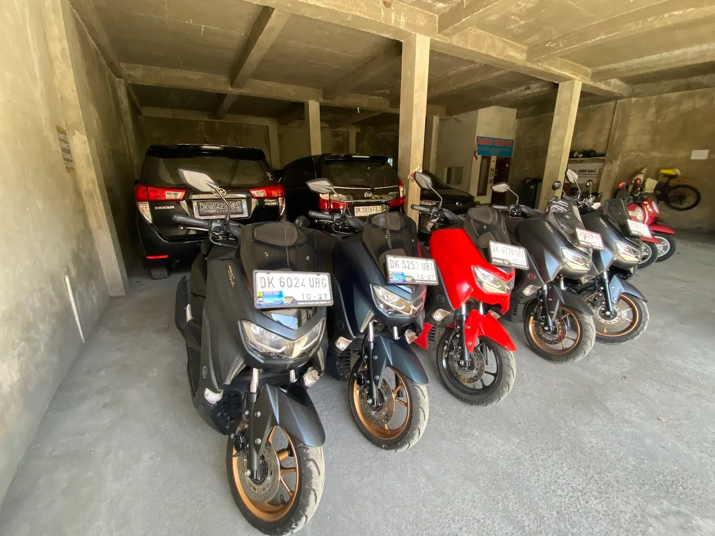 DEDE BALI Bike Rental & Tour Service 1