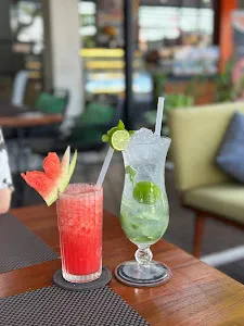 Natys Restaurant Siligita 3