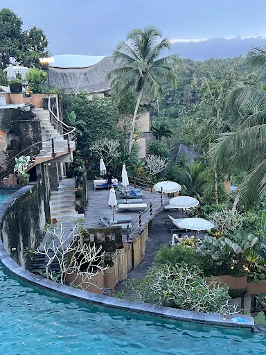 Obali Travel