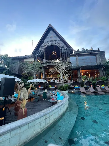 Obali Travel 4