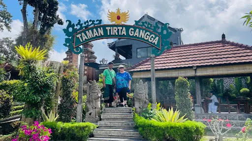 Bali hire driver 1