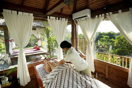 Tunjung Sari Spa Bali luxury 4