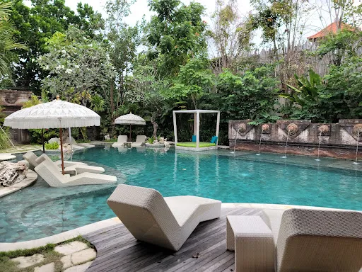 Amnaya Resort Nusa Dua 2