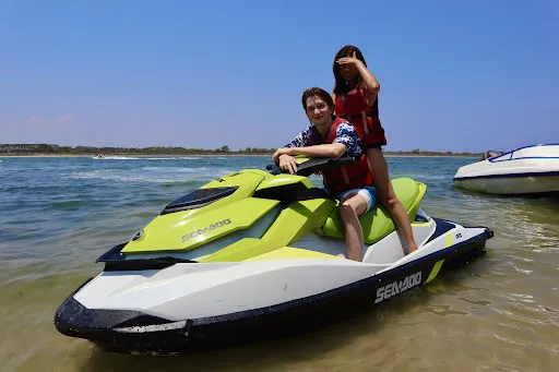 Mawar Kuning Dive & Water Sports 2