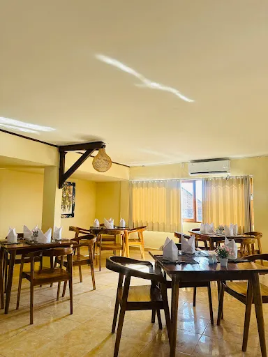 Warung Bali Bar & Resto 2