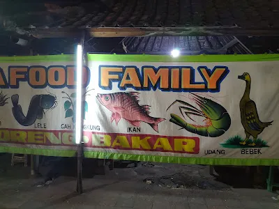 Elis Seafood Warung Makan 1