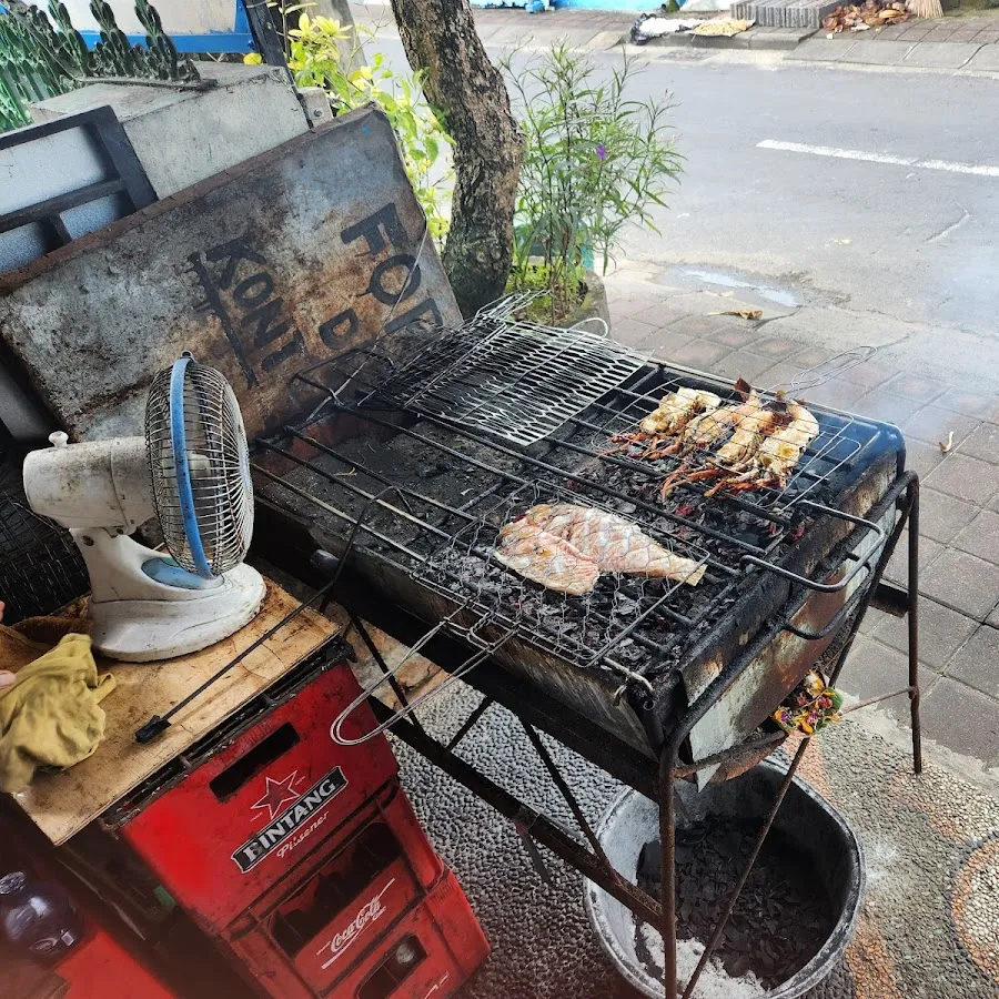 Elis Seafood Warung Makan 4