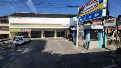 Indomaret Point Bandara Ngurah Rai 2