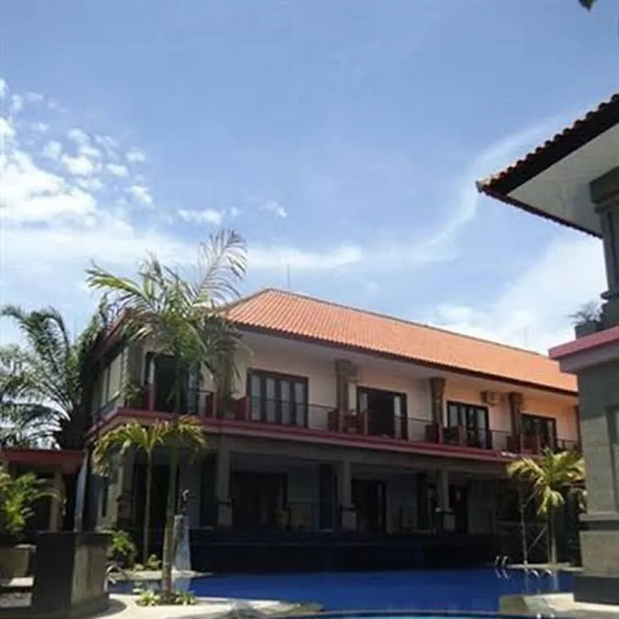 Taman Tirta Ayu Pool & Mansion 1